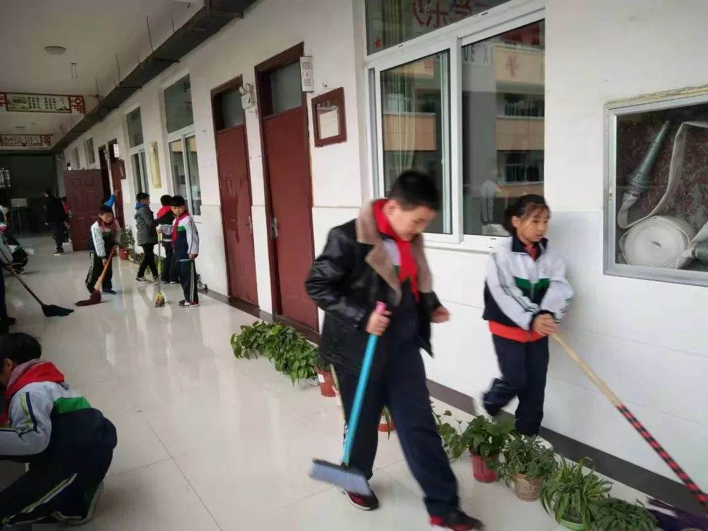 立志成才 路在脚下(图26)